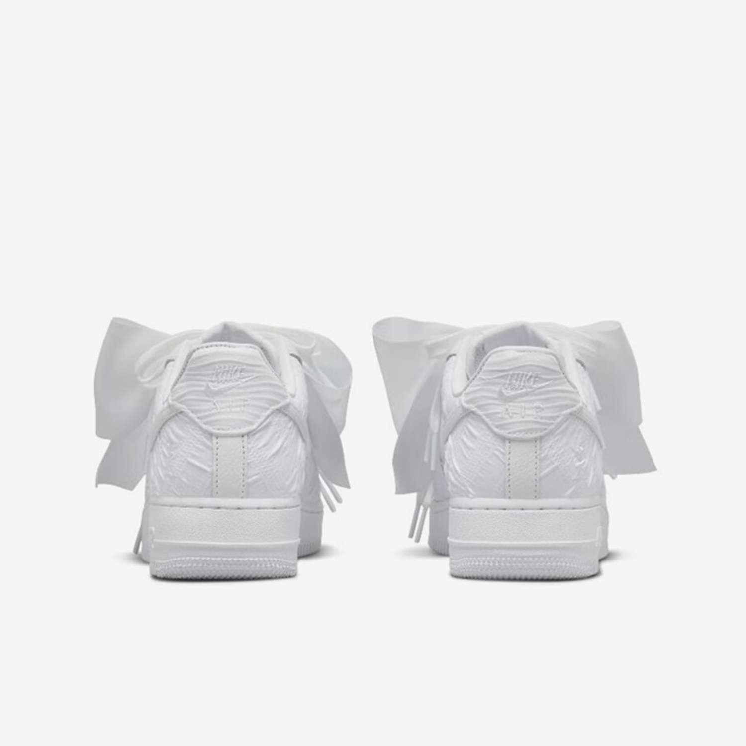 Sepatu kasual wanita Nike Air  - Nike Shoes Air Force 1 ulasan dan harga